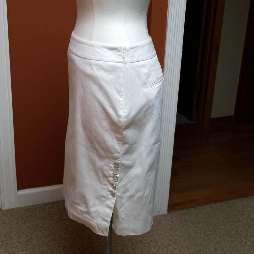 White House Black Market white skirt